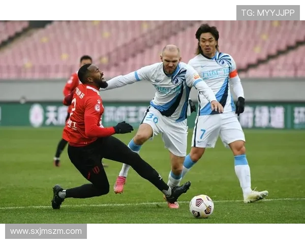 成都足球队在精英赛中的强劲表现与战术分析